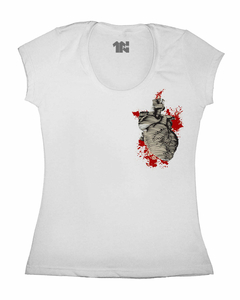 Camiseta Feminina Coração Pulsante de Bolso na internet