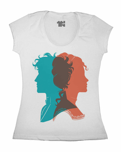 Camiseta Feminina Darcy e Elizabeth na internet