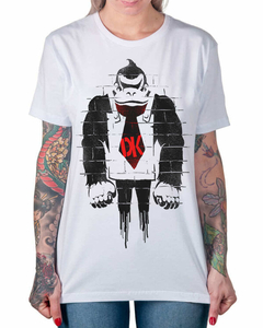 Camiseta Gorila Banksy na internet