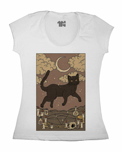 Camiseta Feminina Gato de Bruxa na internet