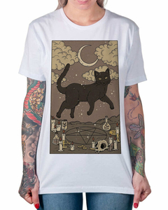 Camiseta Gato de Bruxa - comprar online