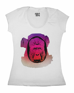 Camiseta Feminina Gorila Espacial na internet
