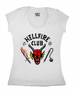 Camiseta Feminina Clube do Inferno na internet