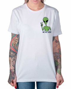 Camiseta Homenzinhos Verdes na internet