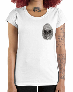 Camiseta Feminina Identidade Morta de Bolso