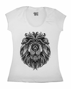 Camiseta Feminina Leão na internet