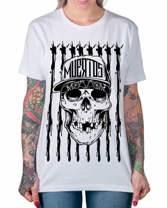 Camiseta Muertos na internet