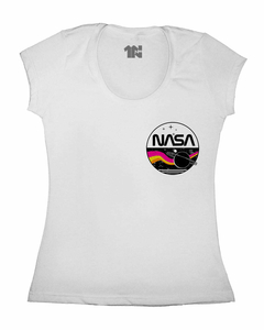 Camiseta Feminina Nasa Oitentista de Bolso na internet