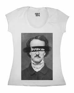 Camiseta Feminina Nevermore na internet