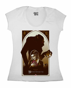 Camiseta Feminina Nosferatu na internet