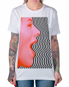 Camiseta Ondas Geométricas - comprar online