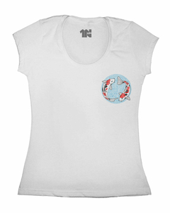 Camiseta Feminina Peixes de Bolso na internet