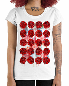 Camiseta Feminina das Rosas