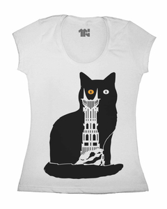 Camiseta Feminina Gato Sauron na internet