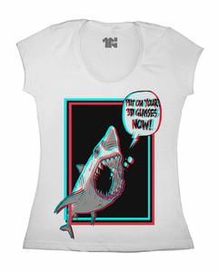 Camiseta Feminina Tubarão 3D - comprar online