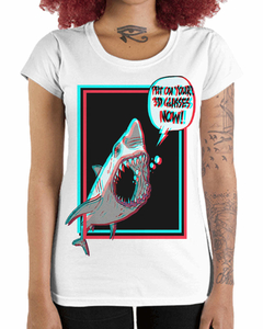 Camiseta Feminina Tubarão 3D