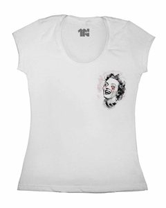Camiseta Feminina Vamp Monroe de Bolso na internet