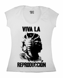 Camiseta Feminina Viva La Reproducción na internet