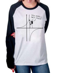 Camiseta Raglan Manga Longa You Shall Not Pass na internet