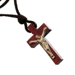 Cordão Cruz com Cristo de Pau Brasil na internet