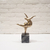 Escultura Bailarina em alumínio 33x16x12 cm
