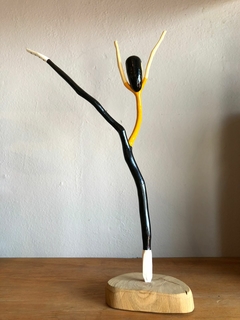 Bailarino de Yang - 37cm - Selva Urbana