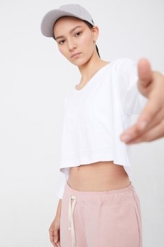 Remera CROP BORDADA (1100) - comprar online