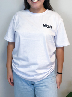 T-Shirt High8 Branca (unissex) na internet