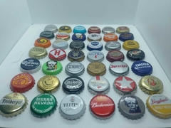 42 tampinhas de cervejas importadas - cores e países variados - Coisas de Cerveja