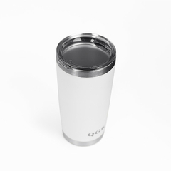 COPO TÉRMICO TUMBLER 20 OZ 591 ML QGK BRANCO COM TAMPA na internet