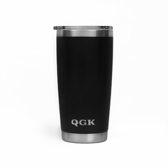 COPO TÉRMICO TUMBLER 20 OZ 591 ML QGK PRETO COM TAMPA - comprar online