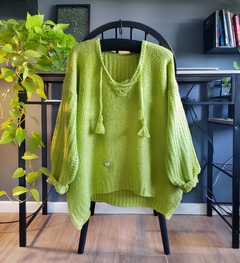 sweater ponchón NUBE manzana