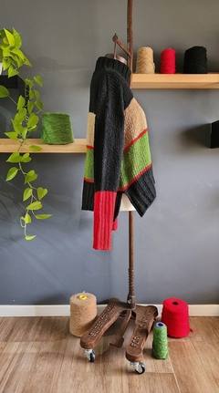 Imagen de Sweater AKASHA ( Base negro/ camel/ rojo/ verde menta)0