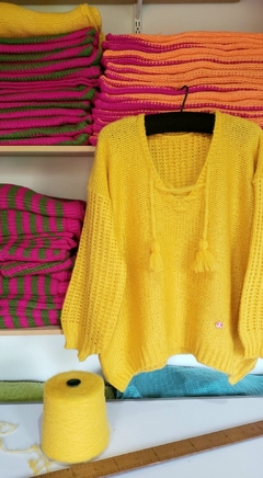 sweater Ponchón NUBE Maíz - comprar online