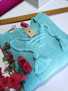 sweater Ponchón NUBE celeste - comprar online