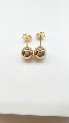 Brinco de BOLINHA 8 mm, banho ouro 18K. - ENFEITE DE MULHER