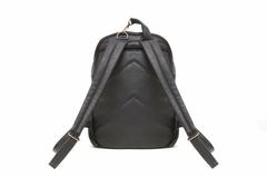 MOCHILA MATERNAL GLOBBA DE ECOCUERO (BLONDIE) - comprar online