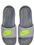 Chinelo Slide Nike Victori One - Cinza - comprar online