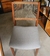 Cadeira de Madeira com Estofado e Corda na internet
