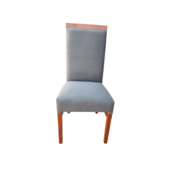 living, silla gris, silla de madera resistente