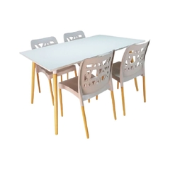 mesa rectangular color blanco con patas de guatambu de 120x83 con 4 sillas de polipropileno en color blanco con diseño en el respaldar con patas de guatambu
