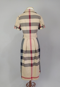 Vestido de pregas primeira linha importado Burberry (38/ 40) - loja online