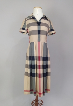 Imagem do Vestido de pregas primeira linha importado Burberry (38/ 40)