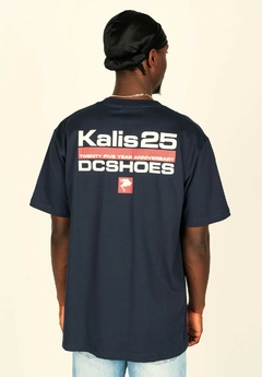 Remera DC Kalis 25 Negro - comprar online