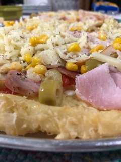 Pizza de Pão de Queijo - 320g (ENTREGAS APENAS EM CAMPINAS E REGIÃO) - Sonhos de Queijo Empório