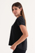 REMERA ESSENTIAL - NEGRO