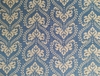 Tecido Tricoline Estampado fundo azul outono com corações e arabescos brancos 10cm x 1,50m - cod 60488