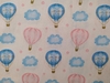 Tecido Tricoline Estampado Balão e nuvem azul e rosa com fundo branco 10cm x 1,50m - cod 60490