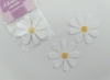 Flor de feltro Margarida 4cm branca com miolo amarelo (2 unidades) - cod 61134