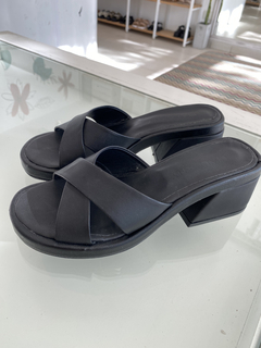 Sandalias MARYLAND 455 negro, Albany en internet